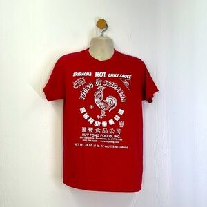 Ripple Junction - Sriracha Hot Chili Sauce Graphic T Shirt Red and White Size M